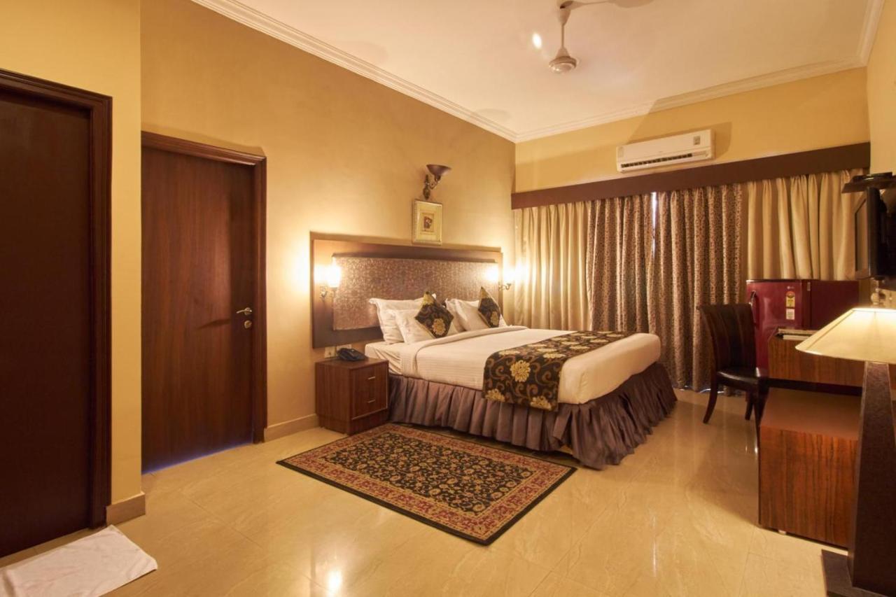 The Down Town Hotel Hyderabad Luaran gambar